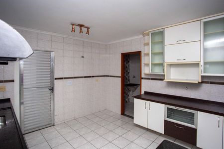 Casa para alugar com 170m², 3 quartos e 2 vagasCozinha