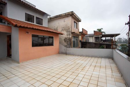 Casa para alugar com 170m², 3 quartos e 2 vagasSala