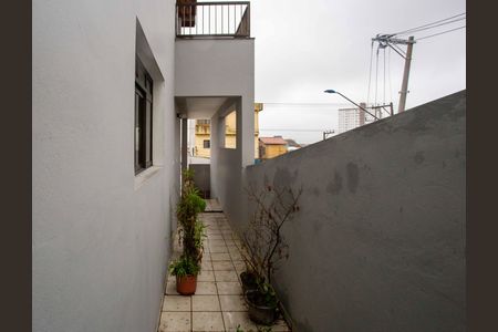 Casa para alugar com 170m², 3 quartos e 2 vagasCorredor