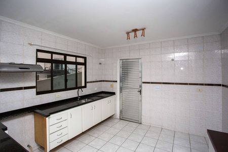 Casa para alugar com 170m², 3 quartos e 2 vagasCozinha