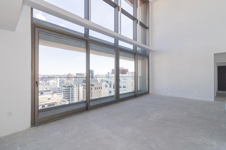 Apartamento à venda com 209m², 3 quartos e 3 vagas Apartamento à venda com 209m², 3 quartos e 3 vagasSala