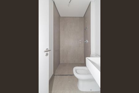 Apartamento à venda com 209m², 3 quartos e 3 vagas Apartamento à venda com 209m², 3 quartos e 3 vagasBanheiro da Suíte 2
