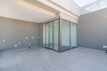 Apartamento à venda com 209m², 3 quartos e 3 vagas Apartamento à venda com 209m², 3 quartos e 3 vagasVaranda gourmet