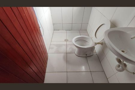 Banheiro de apartamento para alugar com 1 quarto, 45m² em Vila Correa, Ferraz de Vasconcelos