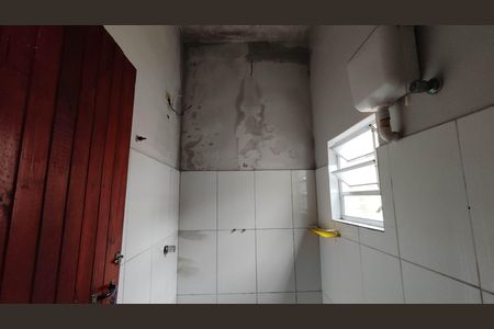 Banheiro de apartamento para alugar com 1 quarto, 45m² em Vila Correa, Ferraz de Vasconcelos