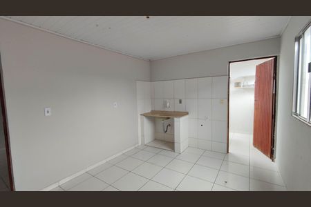 Sala / Cozinha de apartamento para alugar com 1 quarto, 45m² em Vila Correa, Ferraz de Vasconcelos