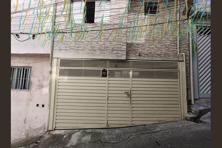 Fachada de casa para alugar com 2 quartos, 80m² em Canhema, Diadema