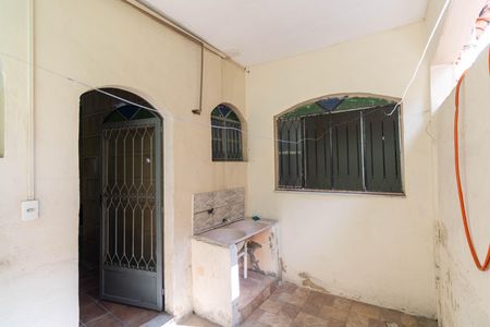 Casa para alugar com 60m², 2 quartos e 1 vaga Casa para alugar com 60m², 2 quartos e 1 vagaÁrea de Serviço