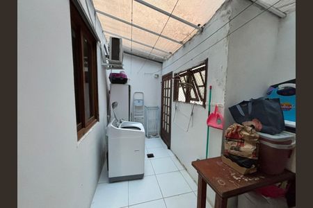 Área de Serviço de apartamento à venda com 2 quartos, 53m² em São João, Porto Alegre