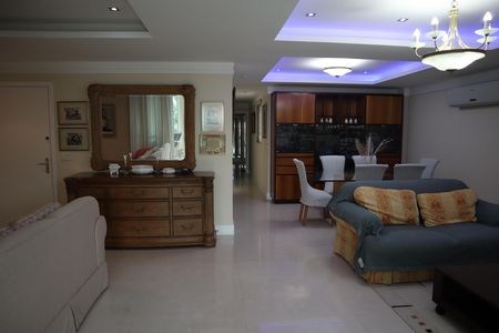 Apartamento à venda com 184m², 4 quartos e 2 vagasSALA