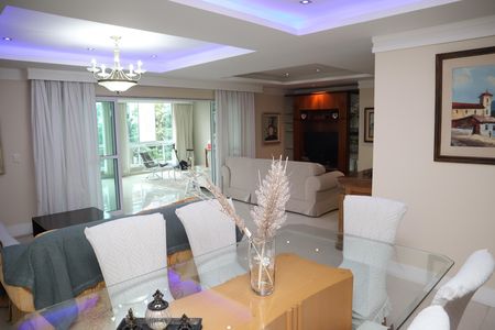 Apartamento à venda com 184m², 4 quartos e 2 vagasSALA