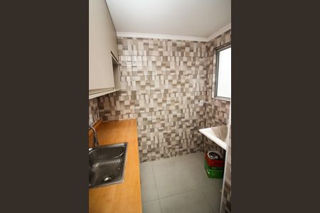 Apartamento para alugar com 50m², 2 quartos e 1 vaga Apartamento para alugar com 50m², 2 quartos e 1 vagaCozinha e Área de Serviço