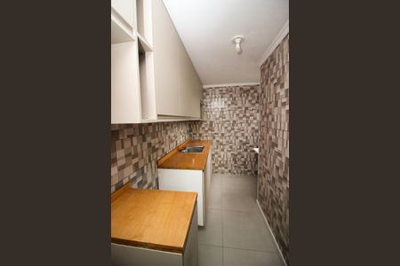 Apartamento para alugar com 50m², 2 quartos e 1 vaga Apartamento para alugar com 50m², 2 quartos e 1 vagaCozinha e Área de Serviço