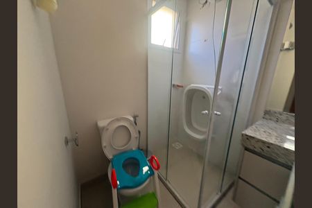 Apartamento à venda com 100m², 3 quartos e 2 vagas Apartamento à venda com 100m², 3 quartos e 2 vagasBanheiro social