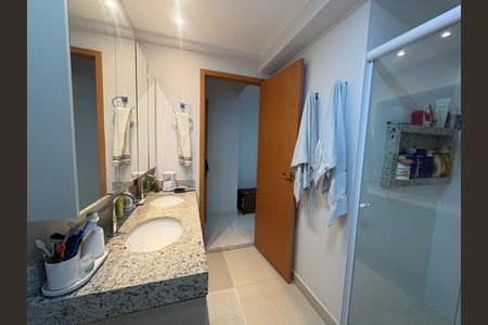 Apartamento à venda com 100m², 3 quartos e 2 vagas Apartamento à venda com 100m², 3 quartos e 2 vagasBanheiro da Suíte 2
