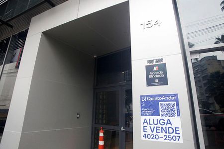Plaquinha de kitnet/studio à venda com 1 quarto, 30m² em Centro Histórico, Porto Alegre