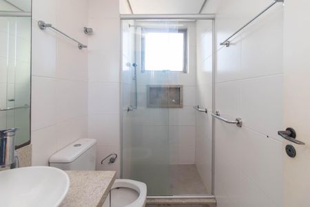 Apartamento à venda com 76m², 2 quartos e 1 vagaBanheiro do Quarto 2