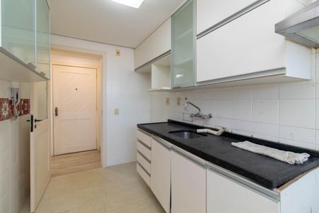 Apartamento à venda com 76m², 2 quartos e 1 vagaCozinha e Área de Serviço