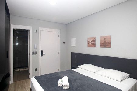 Studio - Sala / Quarto de kitnet/studio à venda com 1 quarto, 20m² em Centro Histórico, Porto Alegre