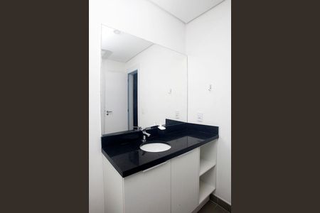 Banheiro de kitnet/studio à venda com 1 quarto, 23m² em Centro Histórico, Porto Alegre
