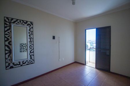 Apartamento para alugar com 83m², 3 quartos e 1 vaga Apartamento para alugar com 83m², 3 quartos e 1 vagaSuite