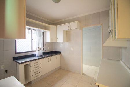 Cozinha  de apartamento para alugar com 3 quartos, 83m² em Jardim Portal da Colina, Sorocaba