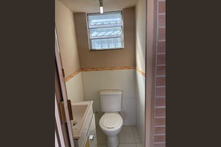 Casa de condomínio à venda com 100m², 2 quartos e sem vaga