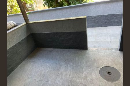 Casa de condomínio à venda com 100m², 2 quartos e sem vaga