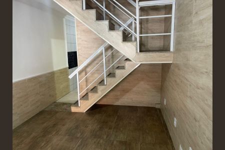 Casa de condomínio à venda com 100m², 2 quartos e sem vaga