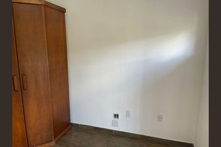 Casa de condomínio à venda com 100m², 2 quartos e sem vaga