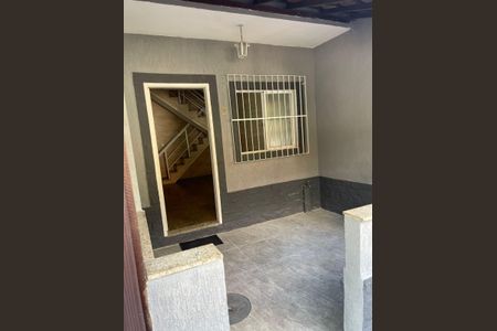 Casa de condomínio à venda com 100m², 2 quartos e sem vaga