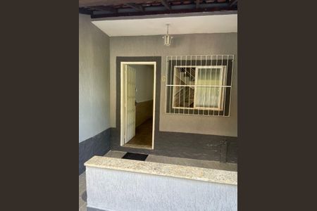 Casa de condomínio à venda com 100m², 2 quartos e sem vaga