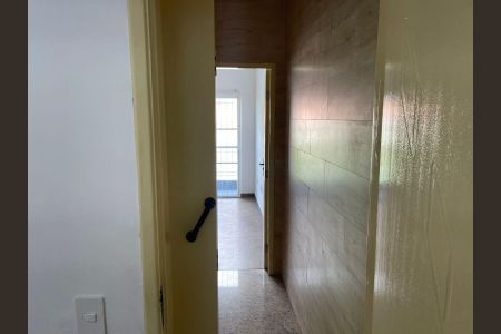 Casa de condomínio à venda com 100m², 2 quartos e sem vaga