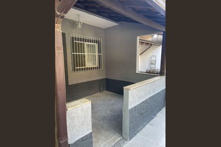 Casa de condomínio à venda com 100m², 2 quartos e sem vaga