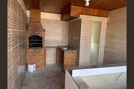 Casa de condomínio à venda com 100m², 2 quartos e sem vaga