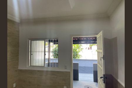 Casa de condomínio à venda com 100m², 2 quartos e sem vaga
