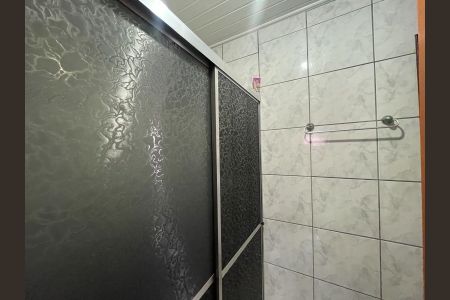 Casa para alugar com 80m², 2 quartos e sem vaga Casa para alugar com 80m², 2 quartos e sem vagaBanheiro social