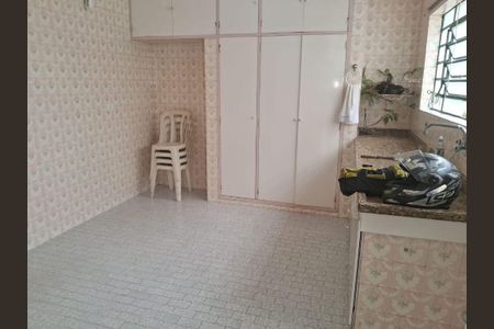 Casa à venda com 3 quartos, 150m² em Chácara Inglesa, São Paulo