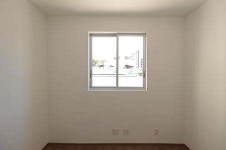 Apartamento para alugar com 68m², 2 quartos e 1 vagaQuarto