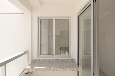 Apartamento para alugar com 68m², 2 quartos e 1 vagaVaranda