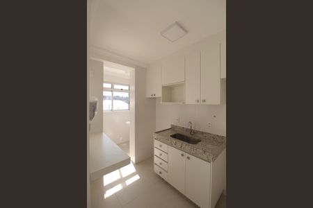Apartamento para alugar com 68m², 2 quartos e 1 vagaCozinha e Área de Serviço