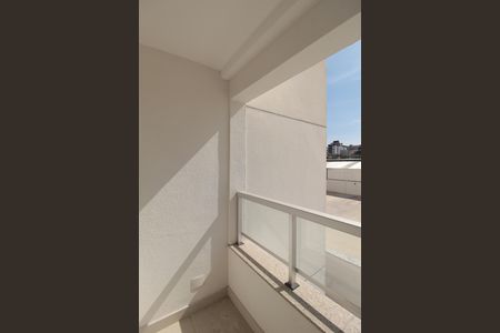 Apartamento para alugar com 68m², 2 quartos e 1 vagaVaranda