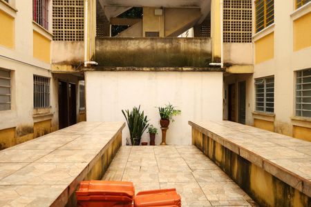 Apartamento à venda com 65m², 2 quartos e 1 vagaÁrea comum