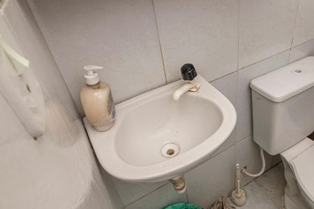 Casa para alugar com 80m², 2 quartos e 1 vagaBanheiro Social