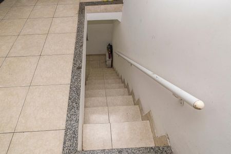 Casa para alugar com 80m², 2 quartos e 1 vagaÁrea de Serviço