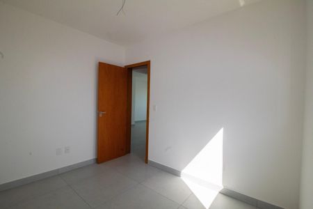 Quarto 01  de apartamento à venda com 2 quartos, 62m² em Nova Barroca, Belo Horizonte