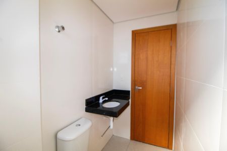 Apartamento para alugar com 62m², 2 quartos e 2 vagas Apartamento para alugar com 62m², 2 quartos e 2 vagasBanheiro da Suite