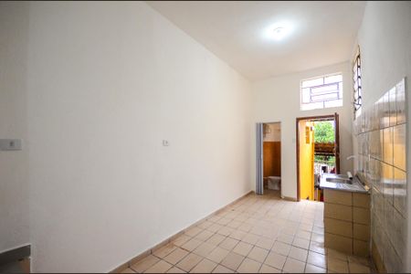Casa para alugar com 35m², 1 quarto e sem vaga Casa para alugar com 35m², 1 quarto e sem vagaCozinha