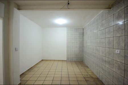 Casa para alugar com 35m², 1 quarto e sem vaga Casa para alugar com 35m², 1 quarto e sem vagaQuarto