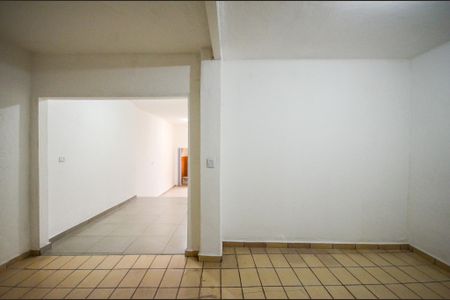 Quarto de casa para alugar com 1 quarto, 35m² em Vila Palmeiras, São Paulo